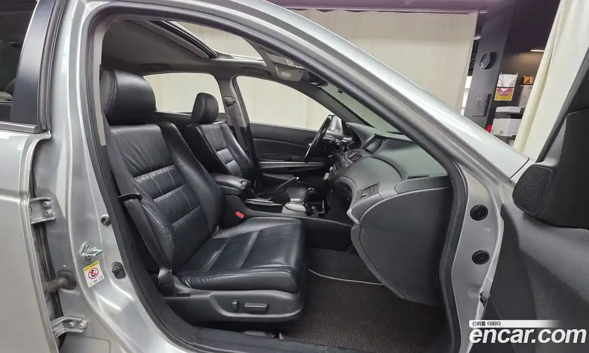 Honda Accord 2011 3.5 гидро в Москве № 229511, фото 10