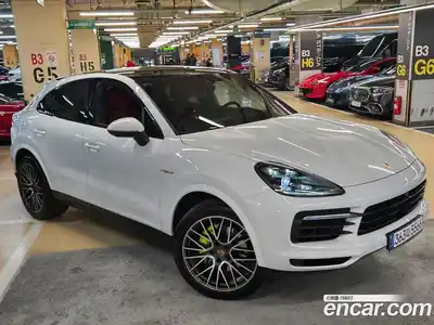 Porsche Cayenne, 2022