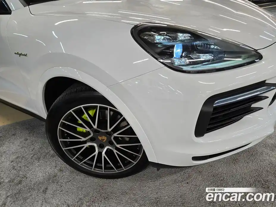 Porsche Cayenne 2022 3.0 гидро в Москве № 231093, фото 3