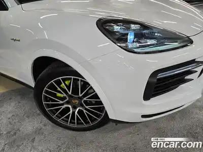 Porsche Cayenne 2022 3.0 гидро в Москве № 231093, миниатюра 3