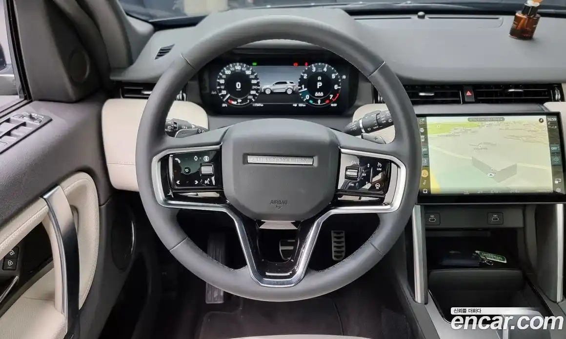 Land Rover Discovery Sport 2024 2.0 гидро в Москве № 231142, фото 13