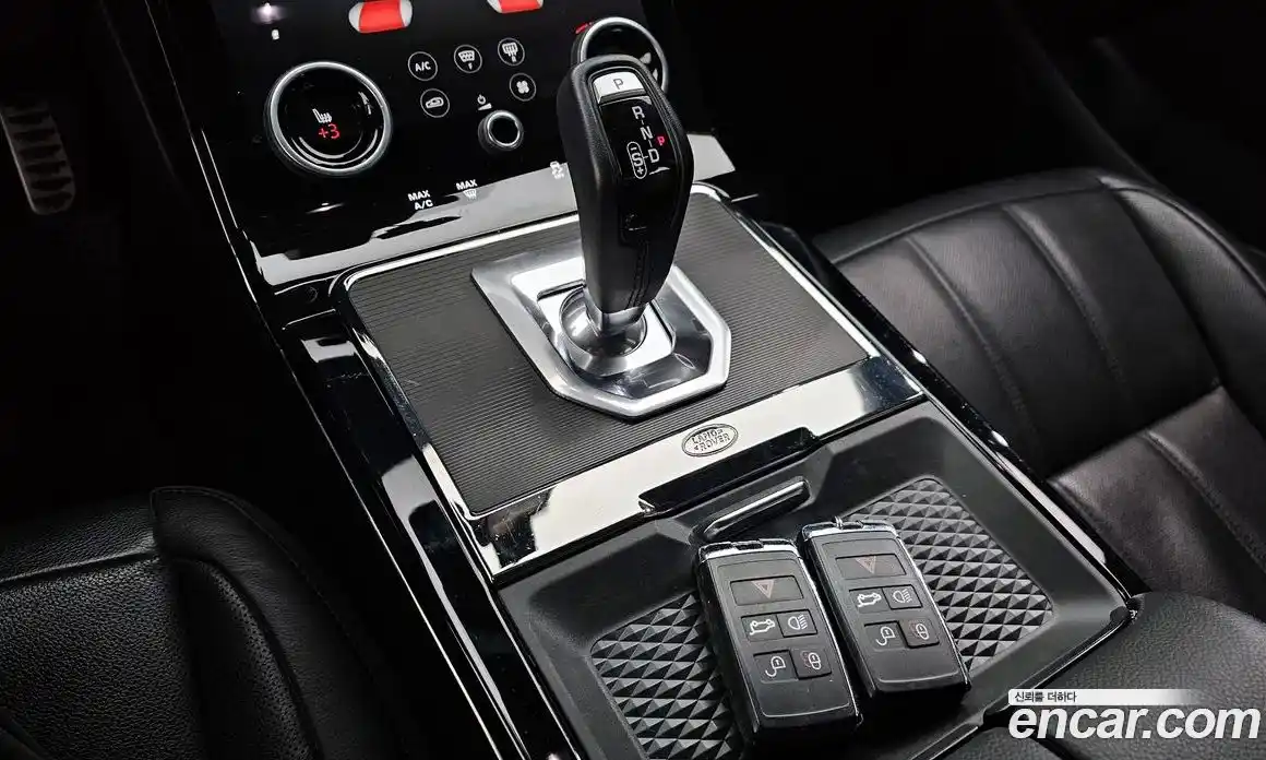 Land Rover Range-Rover Evoque 2020 2.0 гидро в Москве № 231290, фото 9