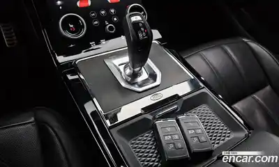 Land Rover Range-Rover Evoque 2020 2.0 гидро в Москве № 231290, миниатюра 9