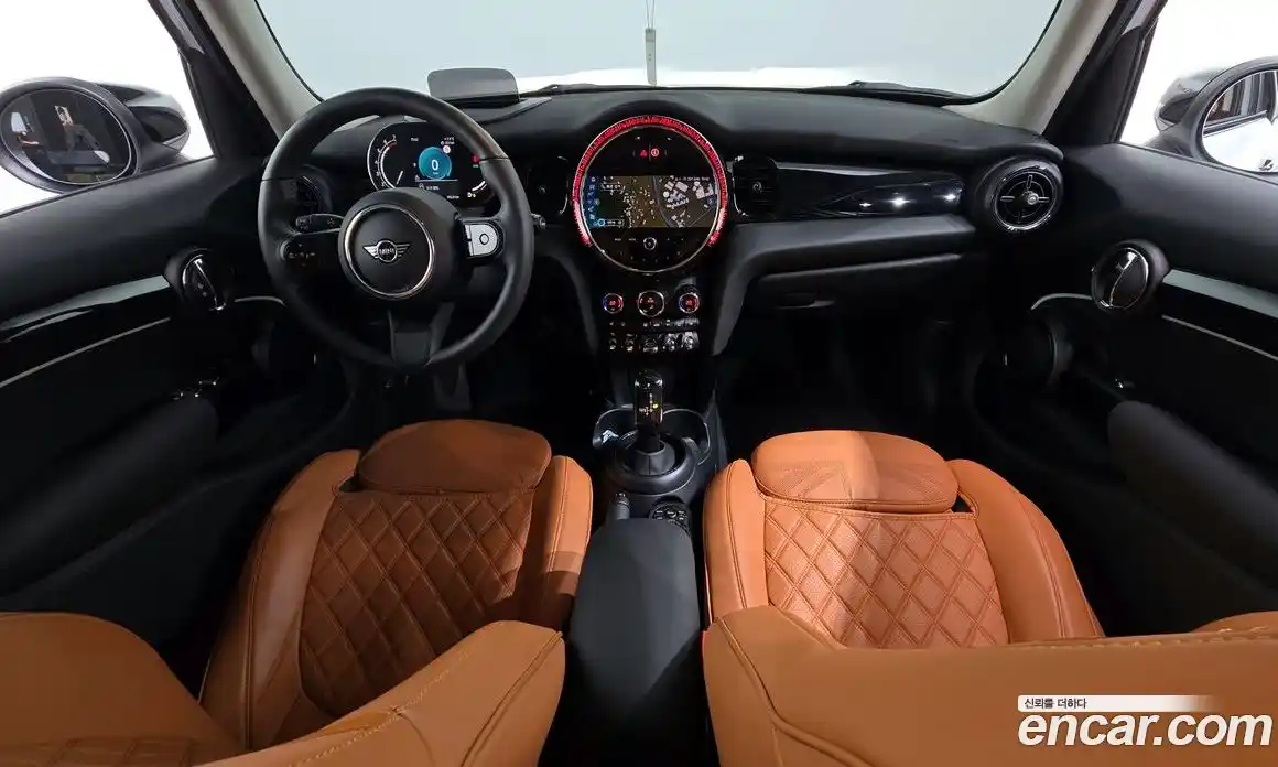 Mini Cooper 2024 1.5 гидро в Москве № 231417, фото 7