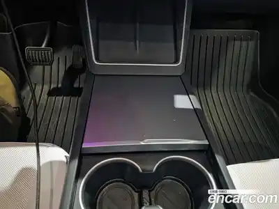 Tesla Model Y 2025 0.1 гидро в Москве № 231540, миниатюра 10