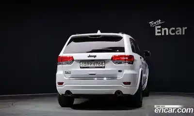 Jeep Cherokee 2017 3.0 гидро в Москве № 232678, миниатюра 4