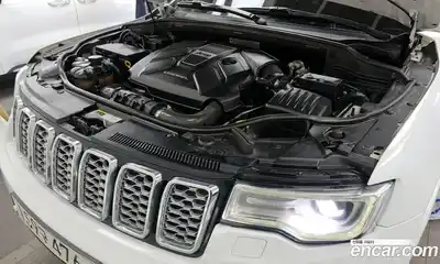 Jeep Cherokee 2017 3.0 гидро в Москве № 232678, миниатюра 6