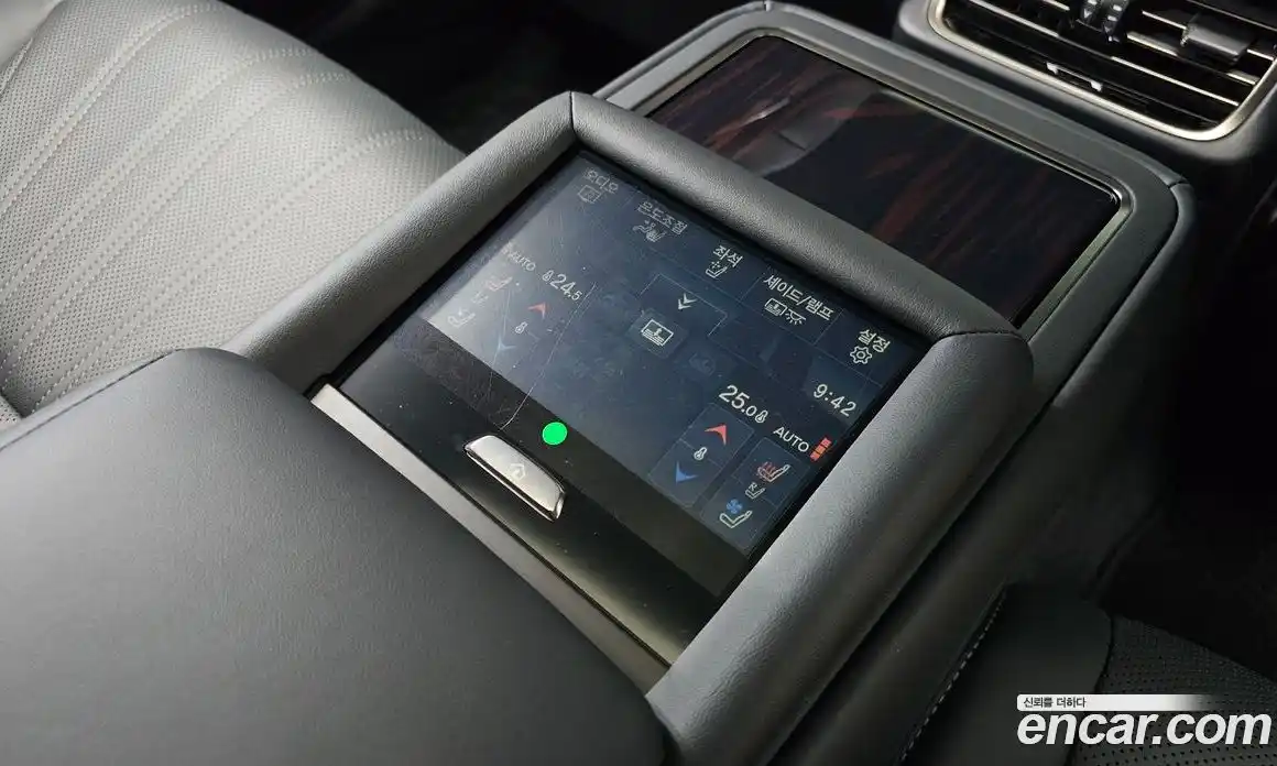 Lexus LS 2023 3.4 гидро в Москве № 253968, фото 17