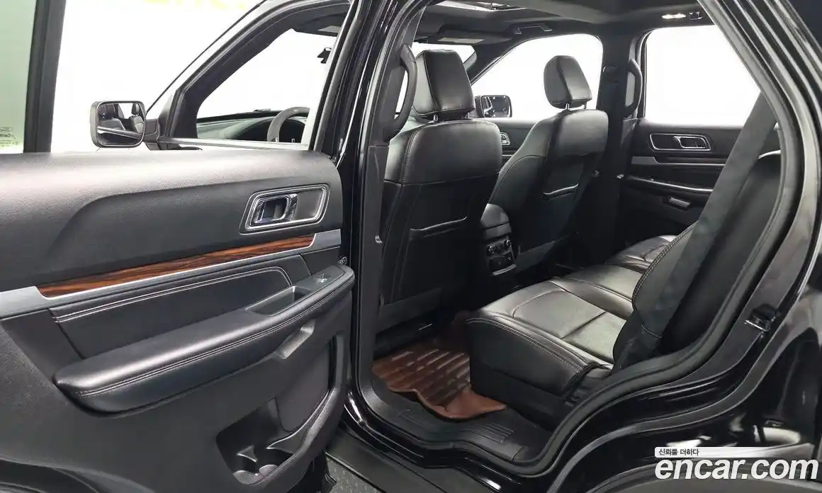 Ford Explorer 2018 2.3 гидро в Москве № 255656, фото 12