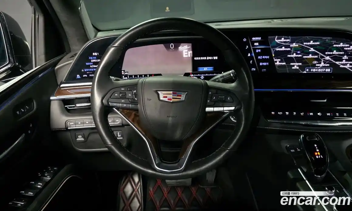 Cadillac Escalade 2022 6.2 гидро в Москве № 256429, фото 13
