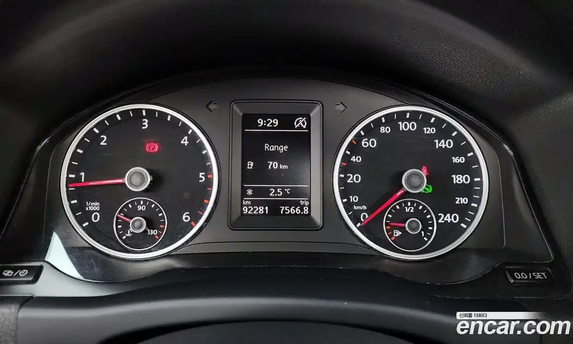 Volkswagen Tiguan 2014 2.0 гидро в Москве № 277083, фото 8