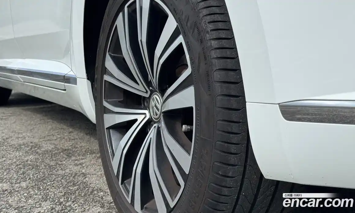 Volkswagen Arteon 2019 2.0 гидро в Москве № 277919, фото 12