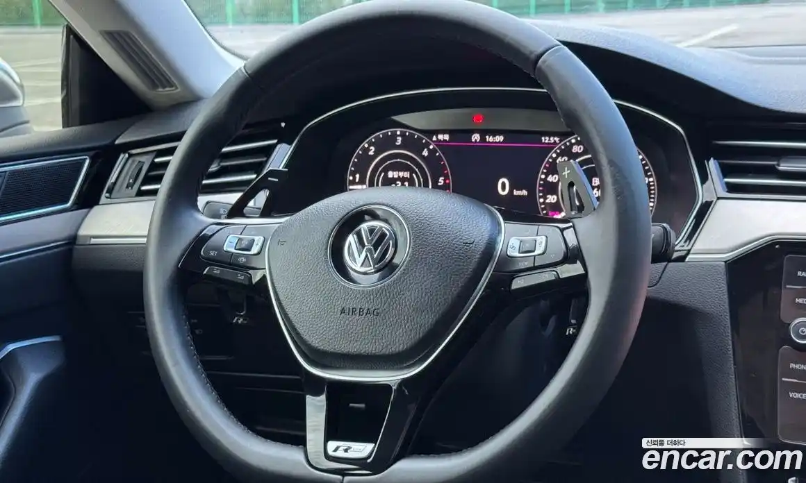 Volkswagen Arteon 2019 2.0 гидро в Москве № 277919, фото 16