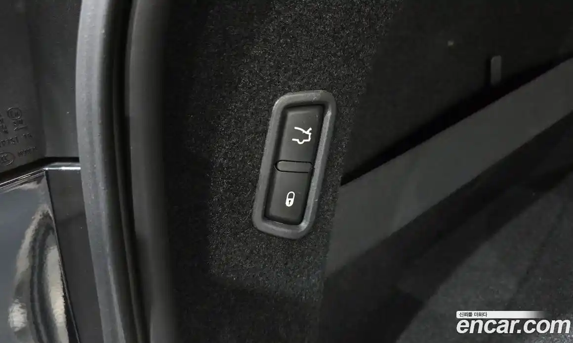 Maserati Levante 2018 3.0 гидро в Москве № 283063, фото 20