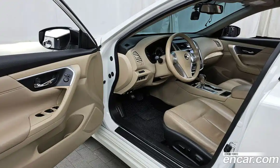 Nissan Altima 2017 2.5 гидро в Москве № 284983, фото 10