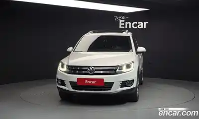Volkswagen Tiguan 2015 2.0 гидро в Москве № 301302, миниатюра 3