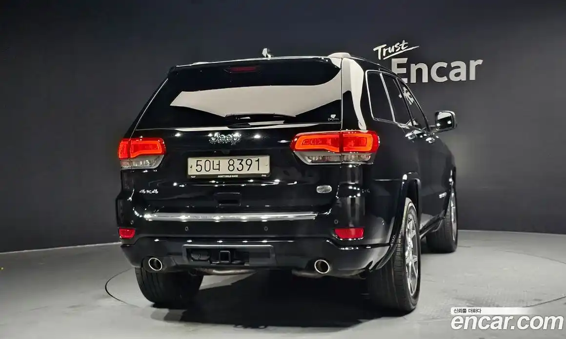 Jeep Cherokee 2019 3.6 гидро в Москве № 302398, фото 4