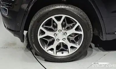 Jeep Cherokee 2019 3.6 гидро в Москве № 302398, миниатюра 5