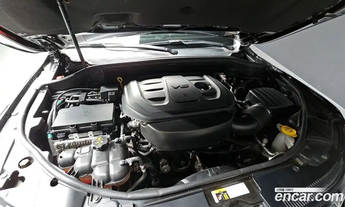 Jeep Cherokee 2019 3.6 гидро в Москве № 302398, фото 6