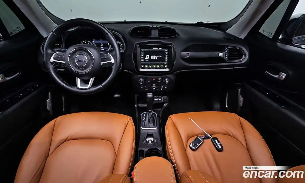 Jeep Renegade 2023 1.3 гидро в Москве № 318092, фото 7