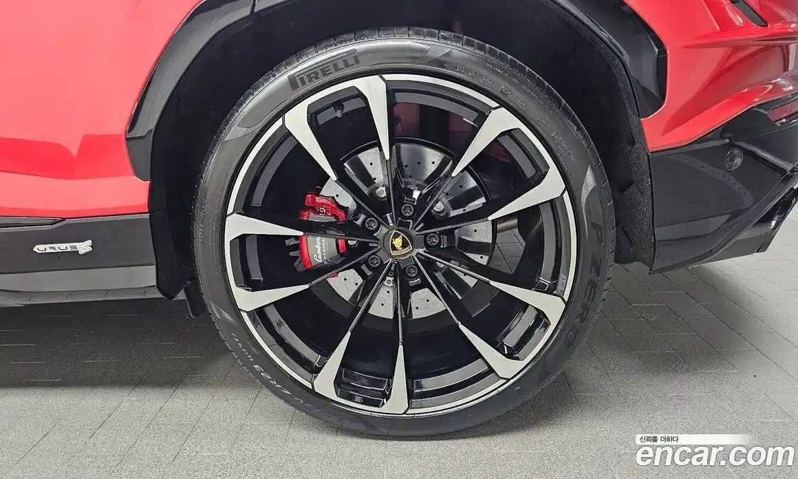 Lamborghini Urus 2024 4.0 гидро в Москве № 320743, фото 5