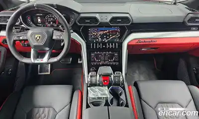 Lamborghini Urus 2024 4.0 гидро в Москве № 320743, миниатюра 7