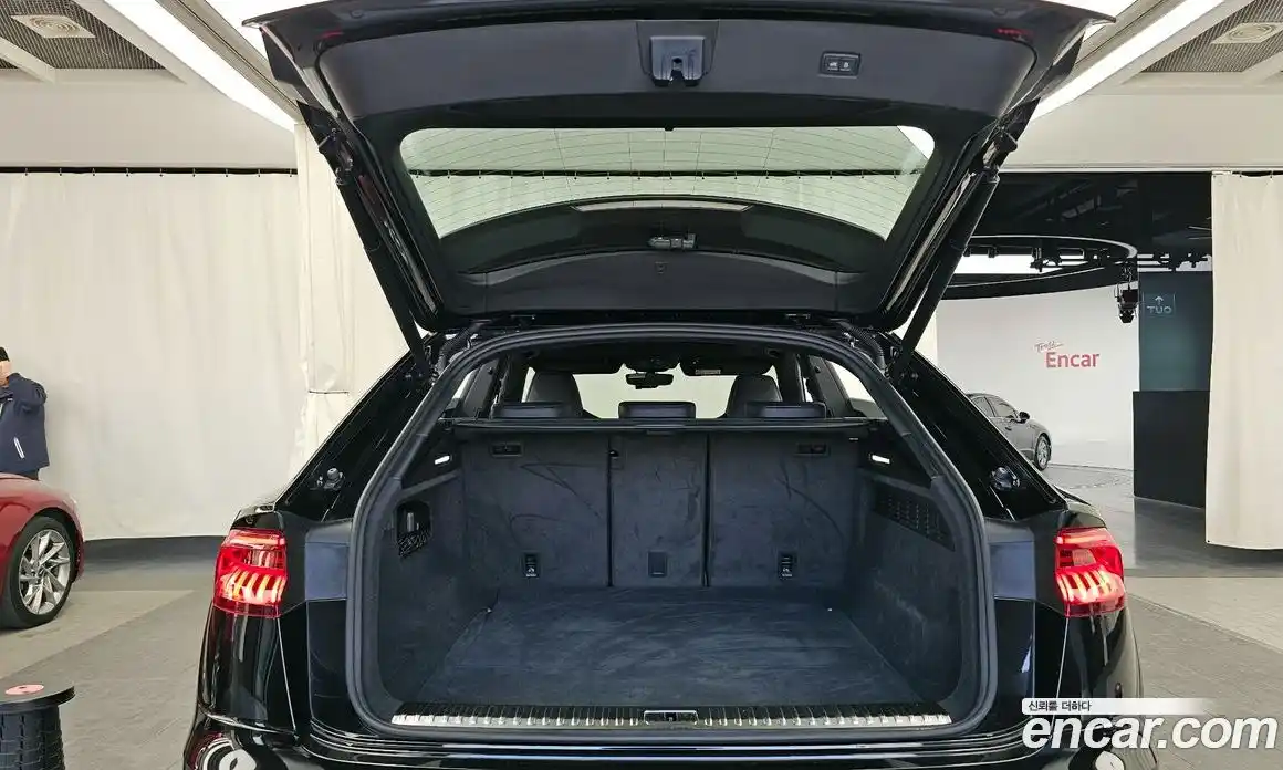 Audi Q8 2023 3.0 гидро в Москве № 325417, фото 20