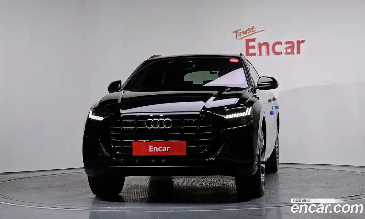 Audi Q8 2023 3.0 гидро в Москве № 325417, фото 3