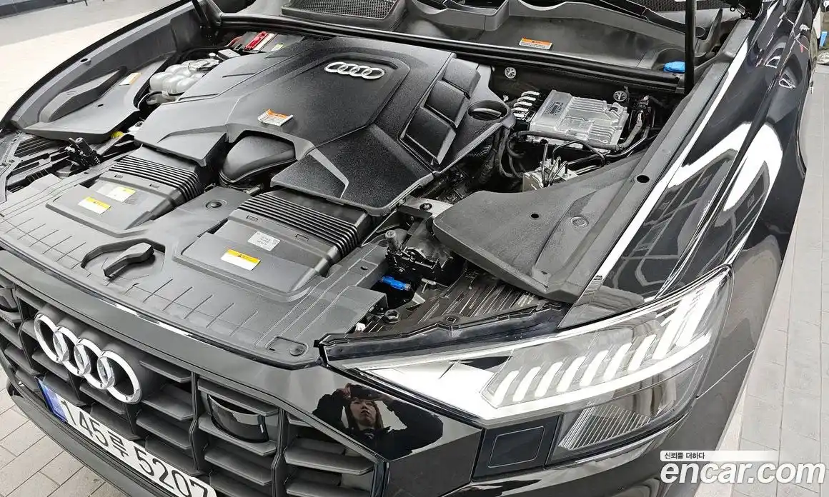 Audi Q8 2023 3.0 гидро в Москве № 325417, фото 6