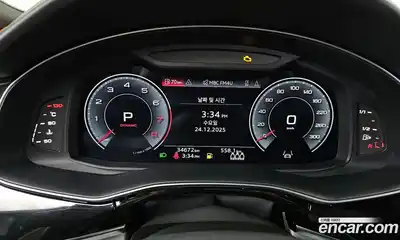 Audi Q8 2023 3.0 гидро в Москве № 325417, миниатюра 8