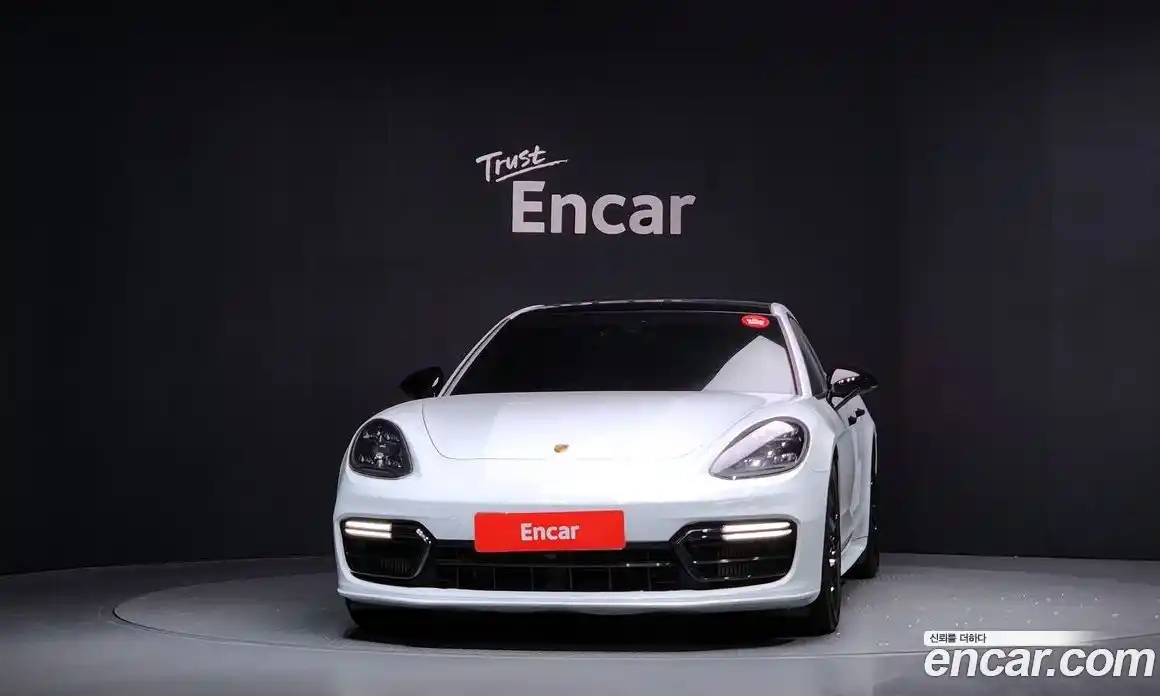 Porsche Panamera 2020 4.0 гидро в Москве № 326918, фото 3