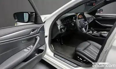 BMW 5-Series 2022 2.0 гидро в Москве № 386356, миниатюра 10