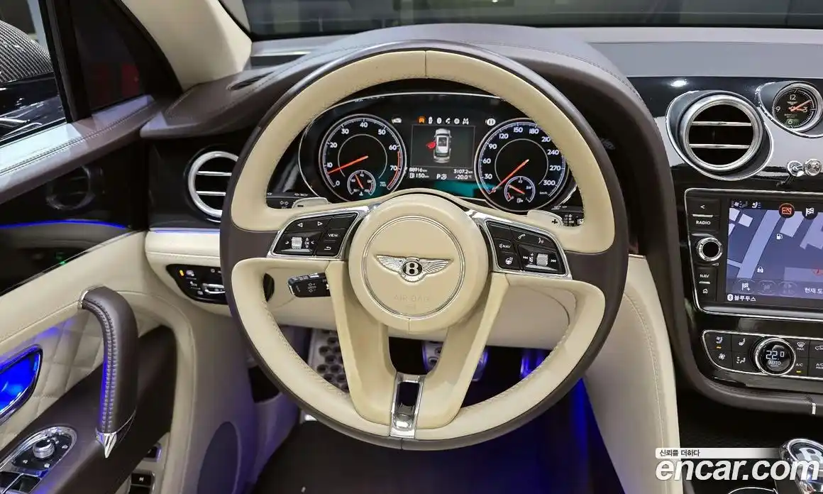 Bentley Bentayga 2017 6.0 гидро в Москве № 418261, фото 14