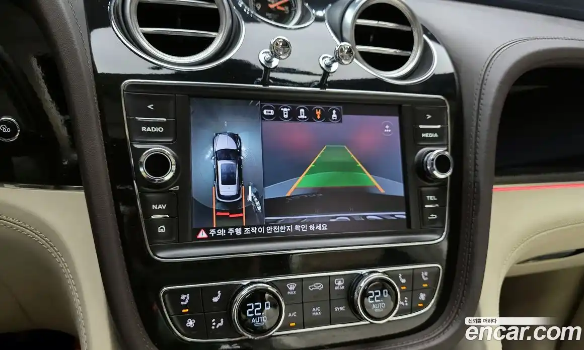 Bentley Bentayga 2017 6.0 гидро в Москве № 418261, фото 16