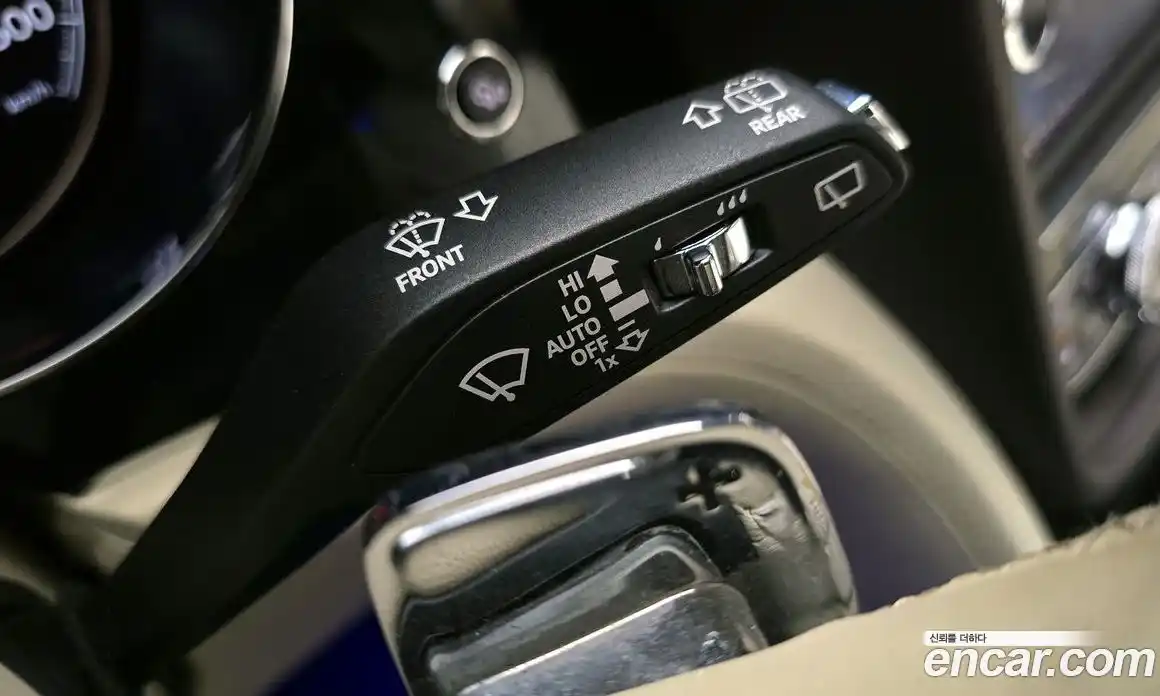 Bentley Bentayga 2017 6.0 гидро в Москве № 418261, фото 18