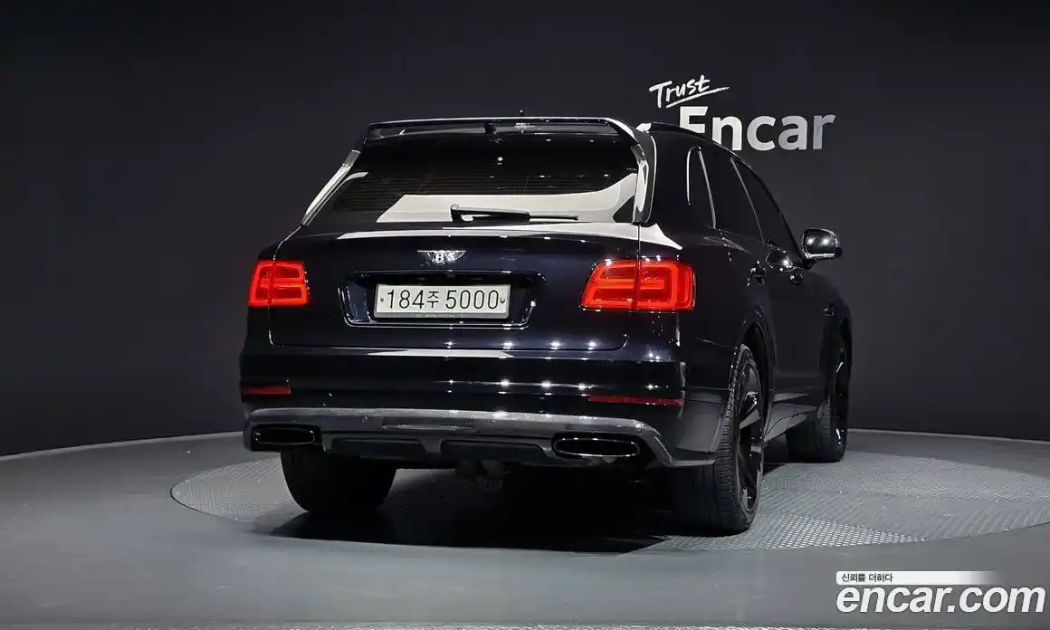 Bentley Bentayga 2017 6.0 гидро в Москве № 418261, фото 4