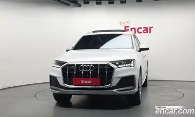 Audi Q7 2023 3.0 гидро в Москве № 428583, миниатюра 3
