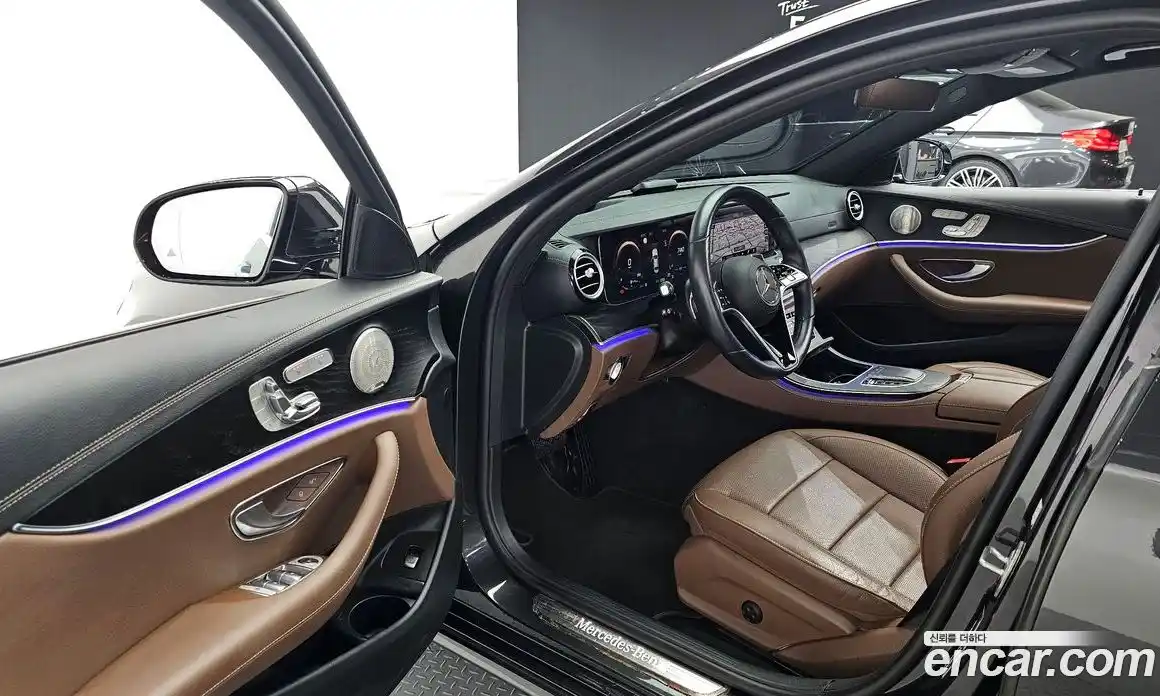 Mercedes-Benz E-Class 2021 2.0 гидро, фото 11