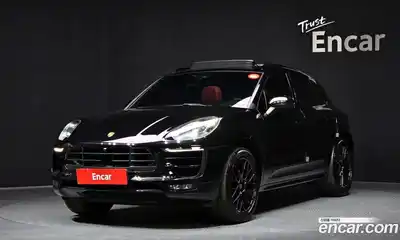 Porsche Macan, 2018