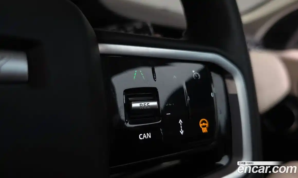 Land Rover Discovery Sport 2022 2.0 гидро в Москве № 498722, фото 16