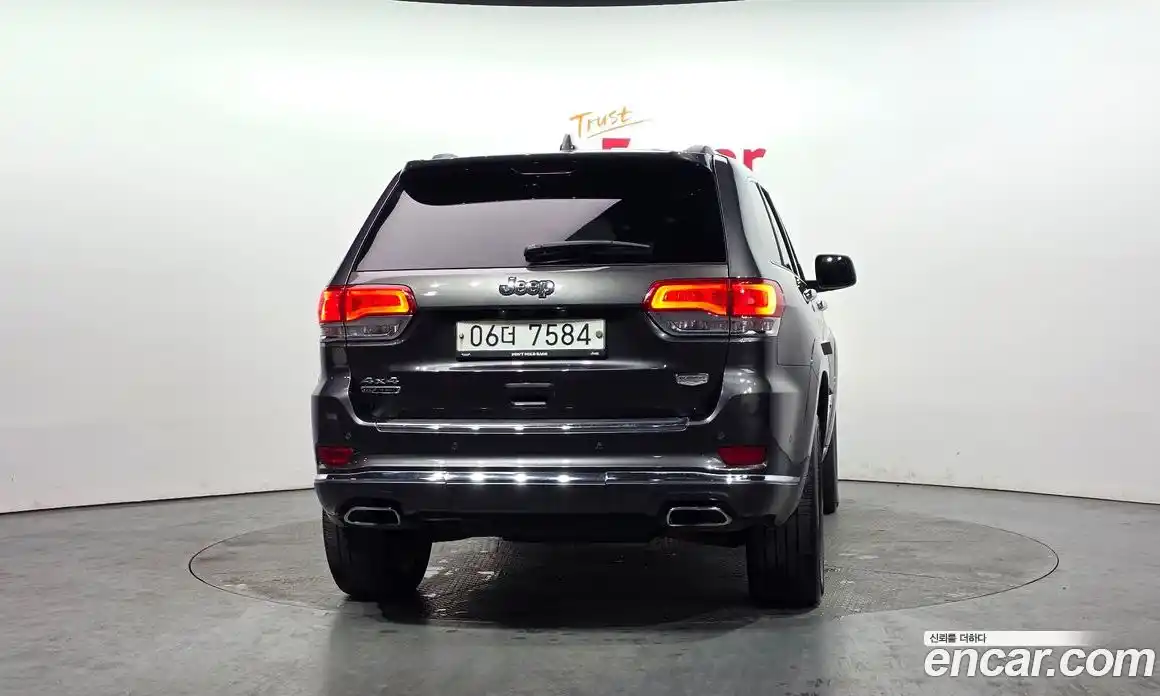 Jeep Cherokee 2019 3.0 гидро в Москве № 522293, фото 4