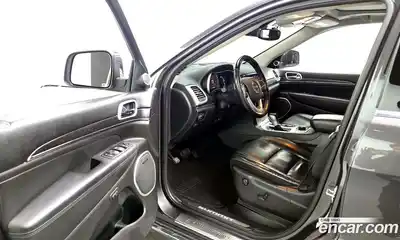 Jeep Cherokee 2019 3.0 гидро в Москве № 522293, миниатюра 10