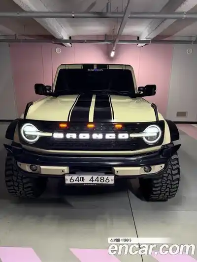 Ford Bronco, 2022