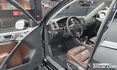 Volkswagen Tiguan 2015 2.0 гидро в Москве № 595610, миниатюра 11
