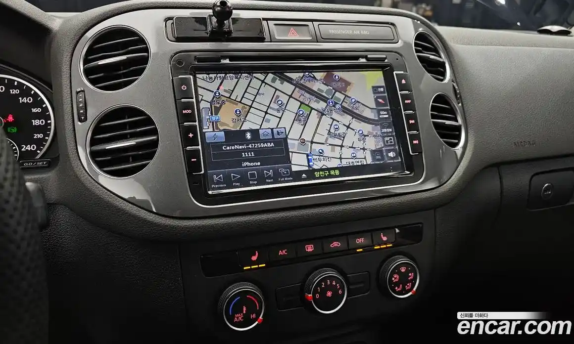 Volkswagen Tiguan 2015 2.0 гидро в Москве № 595610, фото 16