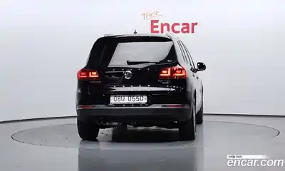 Volkswagen Tiguan 2015 2.0 гидро в Москве № 595610, миниатюра 4
