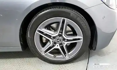 Mercedes-Benz E-Class 2023 2.0 гидро, миниатюра 5