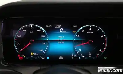 Mercedes-Benz E-Class 2023 2.0 гидро, миниатюра 8