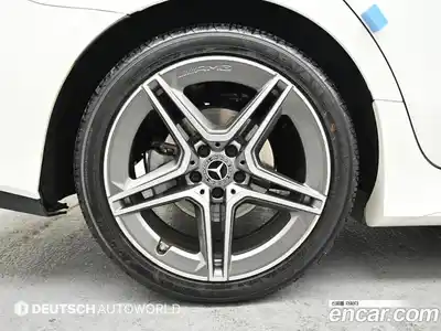 Mercedes-Benz CLS-Class 2022 2.0 гидро в Москве № 623984, миниатюра 5