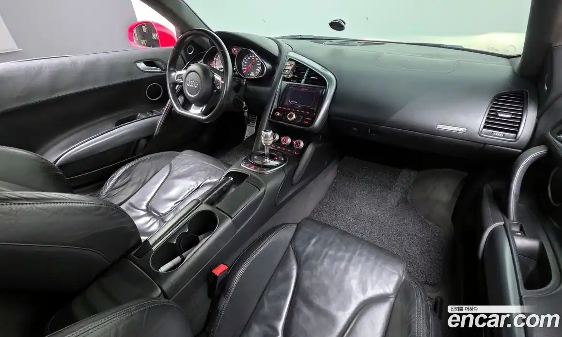 Audi R8 2009 4.2 гидро в Москве № 625473, фото 7